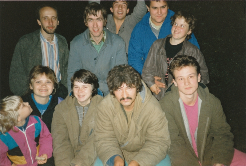 1992_mládež v Pohradí.jpg
